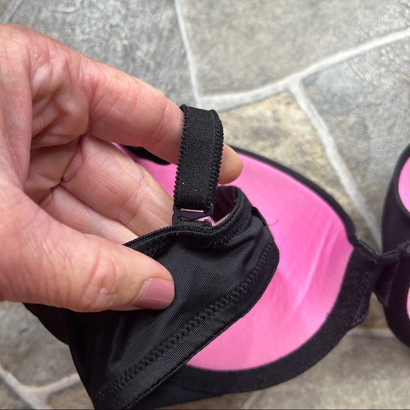 PINK Wear Everywhere Push-Up Bra - Picture 10 of 11